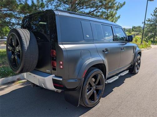2022 Land Rover Defender 110 XS Edition