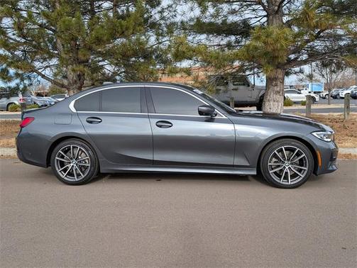 2021 BMW 330 xDrive