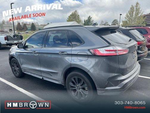 2022 Ford Edge SE