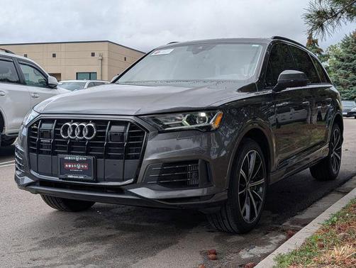 Samurai Gray Metallic 2022 Audi Q7 55 Premium Plus