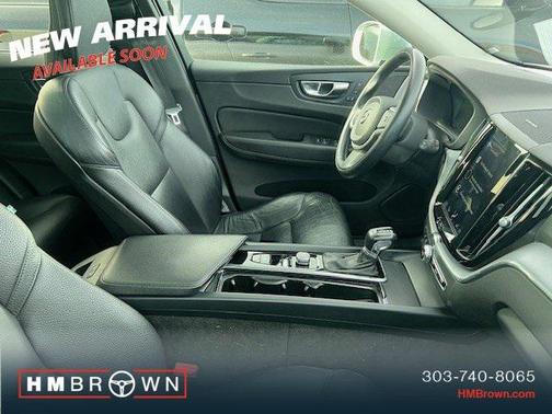 2020 Volvo XC60 T5 Momentum