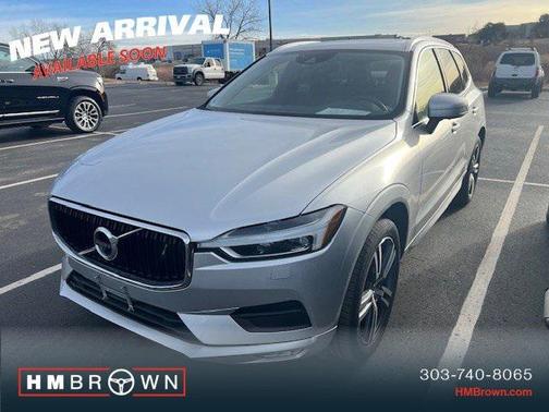 2020 Volvo XC60 T5 Momentum