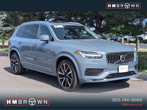 2020 Volvo XC90 T6 Momentum