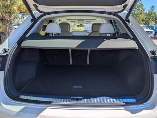 2022 Audi Q3 45 S line Premium