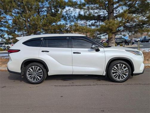 2021 Toyota Highlander Platinum