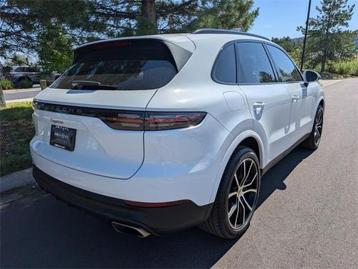 2021 Porsche Cayenne Base