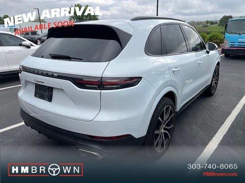 2021 Porsche Cayenne Base