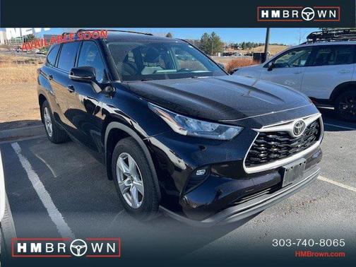 2020 Toyota Highlander LE