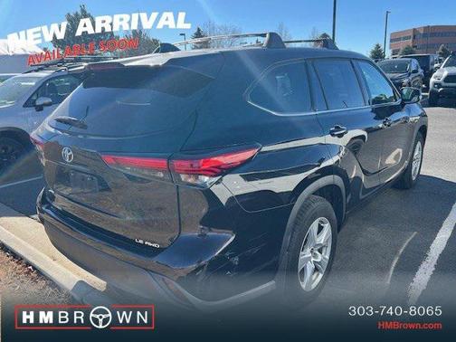 2020 Toyota Highlander LE