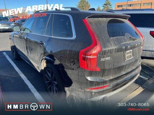 2018 Volvo XC90 T5 Momentum