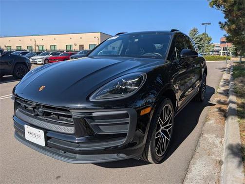 2024 Porsche Macan Base