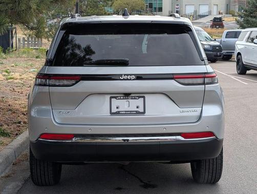 Silver Zynith 2022 Jeep Grand Cherokee Limited