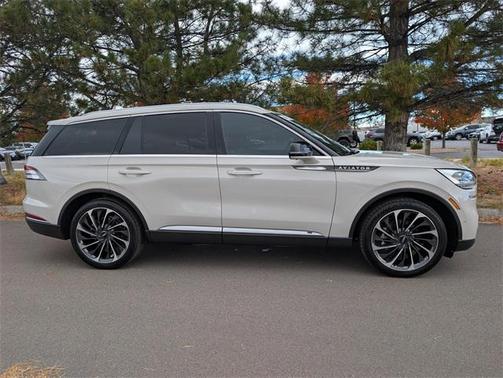 2022 Lincoln Aviator Reserve AWD