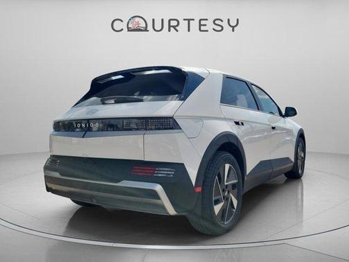 2026 Hyundai IONIQ 5 SE