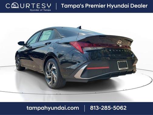 2025 Hyundai ELANTRA HEV SEL Sport