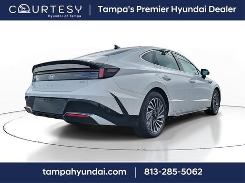2025 Hyundai SONATA Hybrid Limited