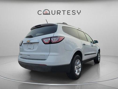 2017 Chevrolet Traverse LS