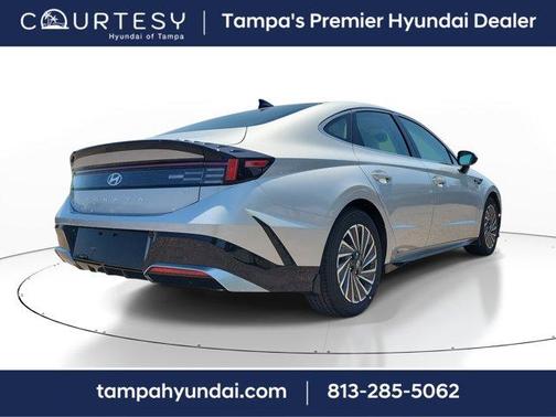 2025 Hyundai SONATA Hybrid SEL