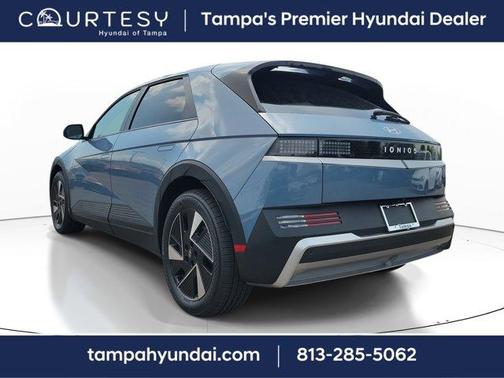2025 Hyundai IONIQ 5 SE