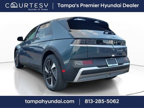 2025 Hyundai IONIQ 5 SE