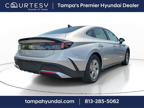 2025 Hyundai SONATA SE