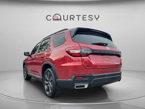 2023 Honda Pilot Sport
