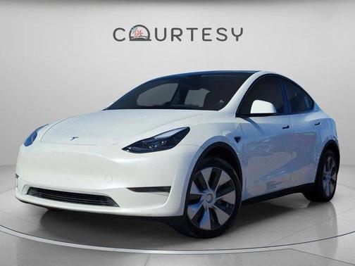 2024 Tesla Model Y Long Range