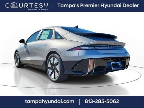 2025 Hyundai IONIQ 6 SE Standard Range