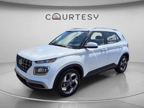 Lunar White 2023 Hyundai VENUE SEL