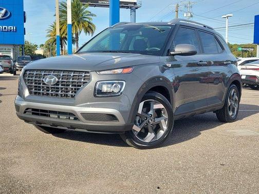 2025 Hyundai VENUE SEL