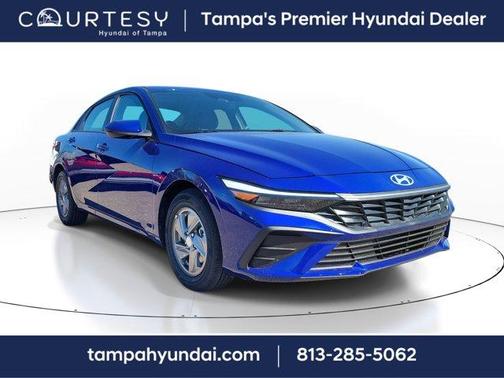 2025 Hyundai ELANTRA SE