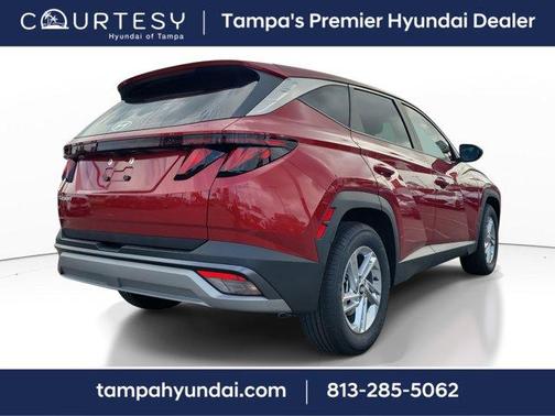 2025 Hyundai TUCSON SE