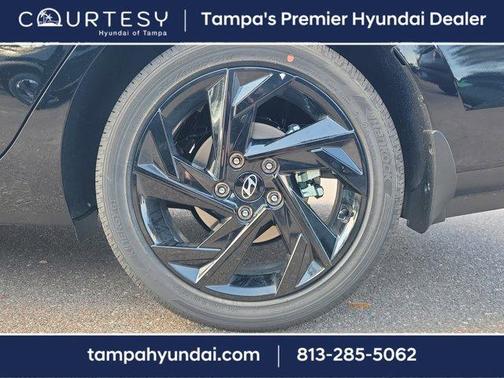 2026 Hyundai ELANTRA SEL