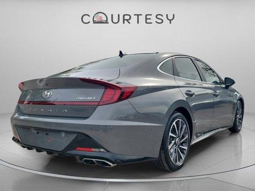 2023 Hyundai SONATA Limited
