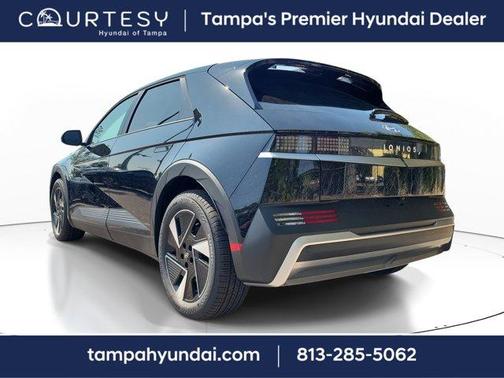 2025 Hyundai IONIQ 5 SE