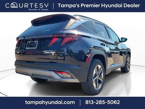 2026 Hyundai TUCSON Hybrid SEL