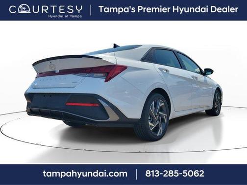 2025 Hyundai ELANTRA HEV SEL Sport
