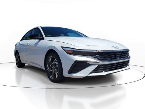 2025 Hyundai ELANTRA HEV SEL Sport