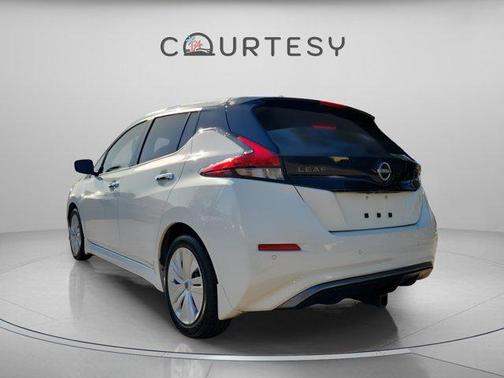 2023 Nissan Leaf S