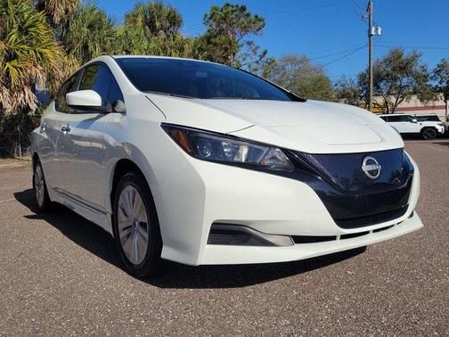 2023 Nissan Leaf S