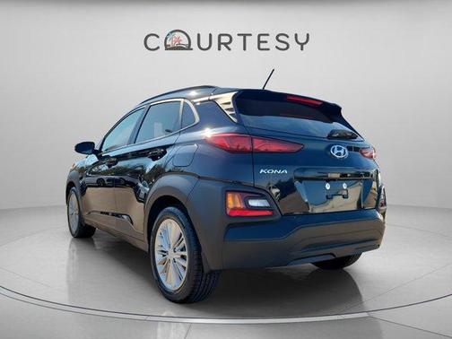 2021 Hyundai KONA SEL
