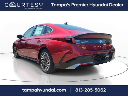 2025 Hyundai SONATA Hybrid Limited