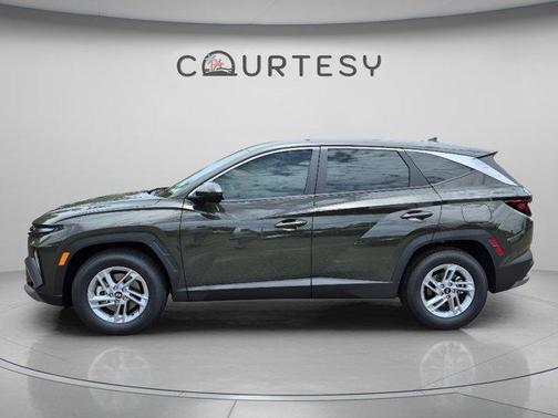 Green 2026 Hyundai TUCSON SE