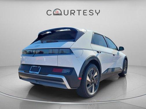 2026 Hyundai IONIQ 5 SE