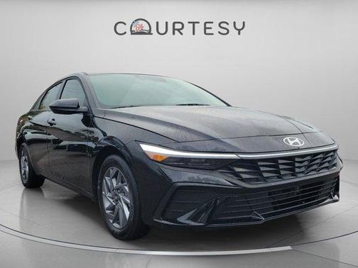 2025 Hyundai ELANTRA HEV Blue