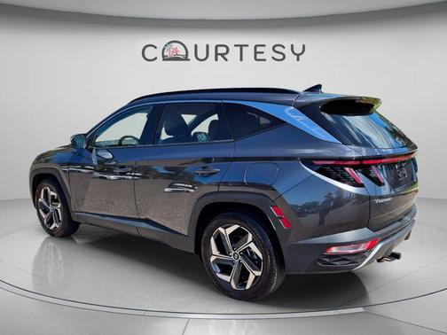 Dark Gray Metallic 2024 Hyundai TUCSON Limited
