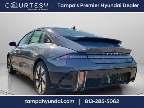 2025 Hyundai IONIQ 6 SE Standard Range