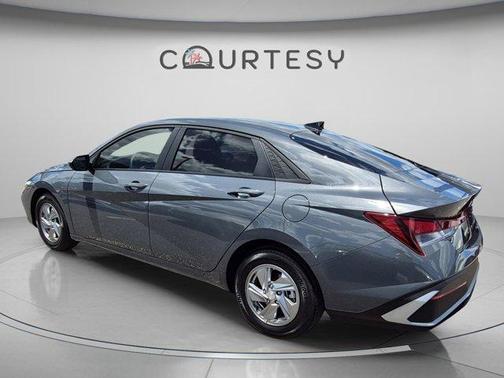 Gray 2026 Hyundai ELANTRA SE