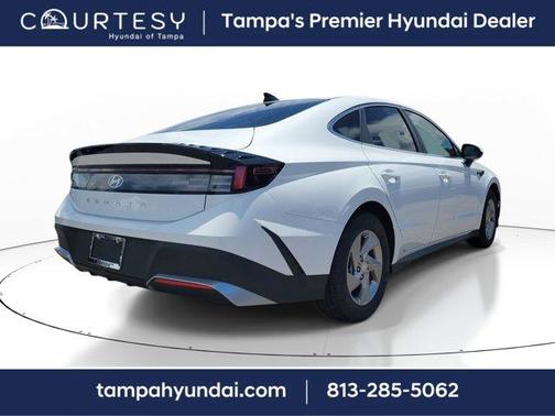 2025 Hyundai SONATA SE