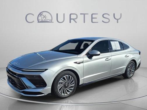 Silver 2025 Hyundai SONATA Hybrid SEL